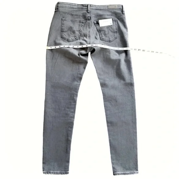 AG Grey Legging Ankle Skinny Jeans! Retail $199. - Picture 3 of 6